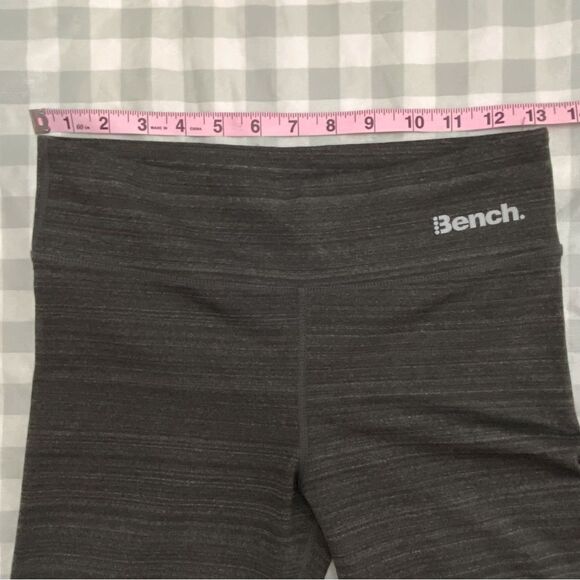 2/40$ BENCH legging charcoal small lightweight athletics sports yoga small - Picture 10 of 15